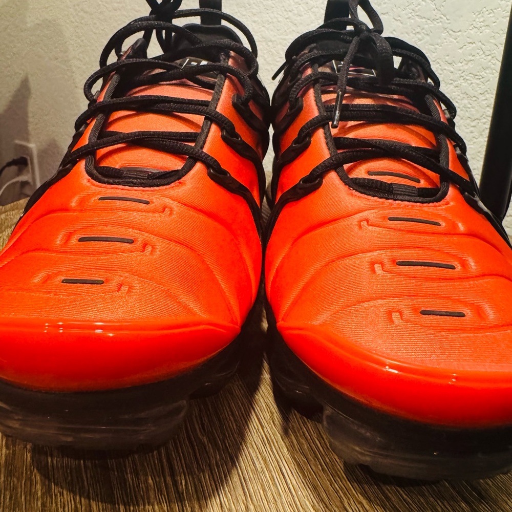 Nike Air VaporMax Plus in the Black Crimson Gradient